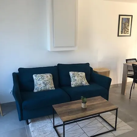 Сasa de vacaciones La maison d’à côté Troyes